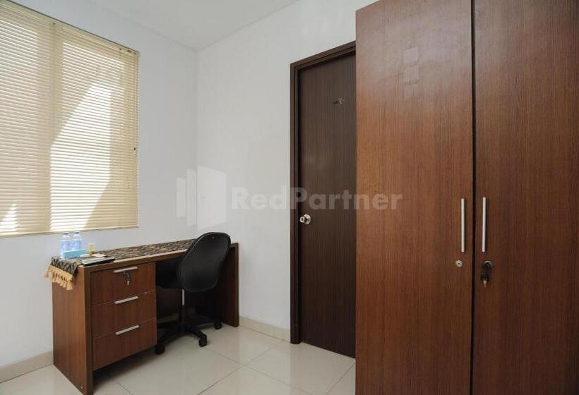 בית מלון כפרי Green Residence 25 Syariah Karawaci Redpartner