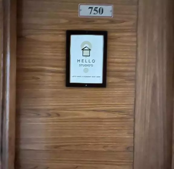 Hotel Hello Studio