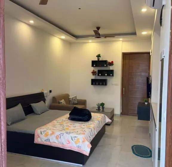 Hotel Hello Studio