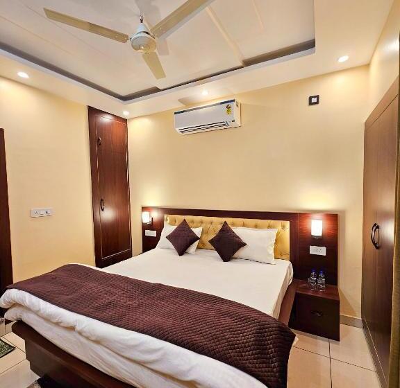 Отель The Mount Valley