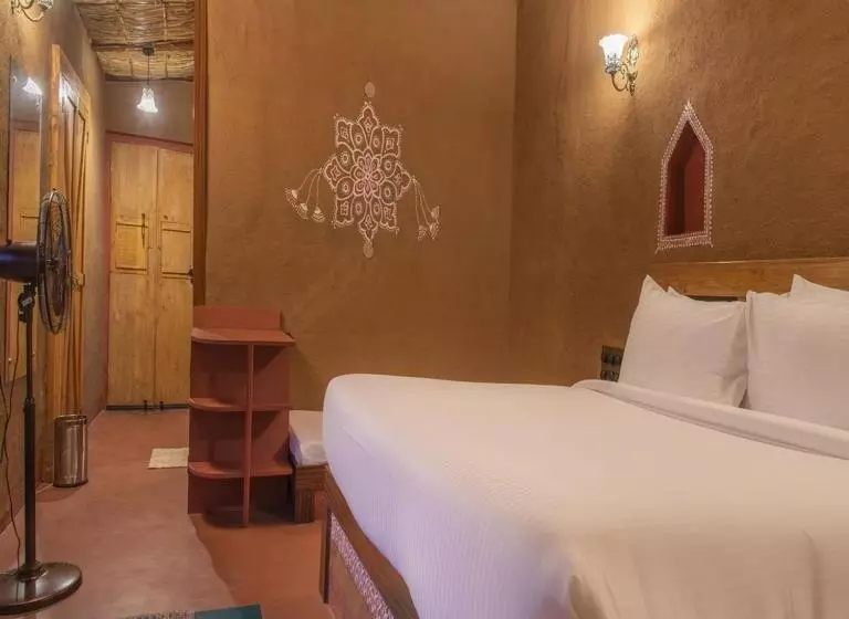 Majatalo Aanandwan Palace