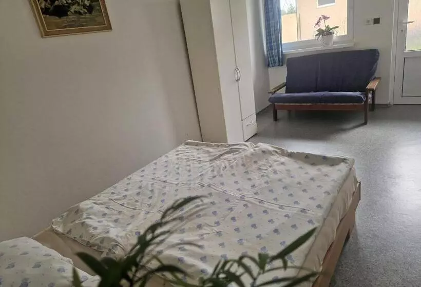 Majatalo Penzión Koliesko