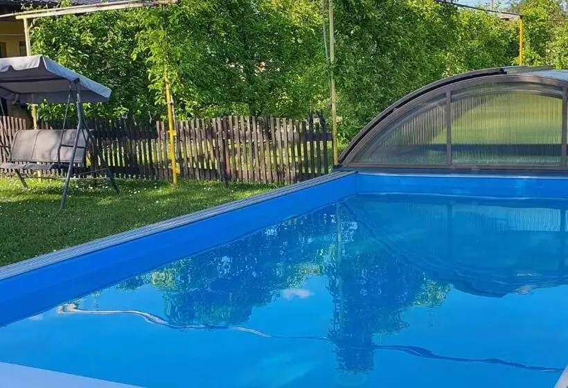 Majatalo Penzión Koliesko