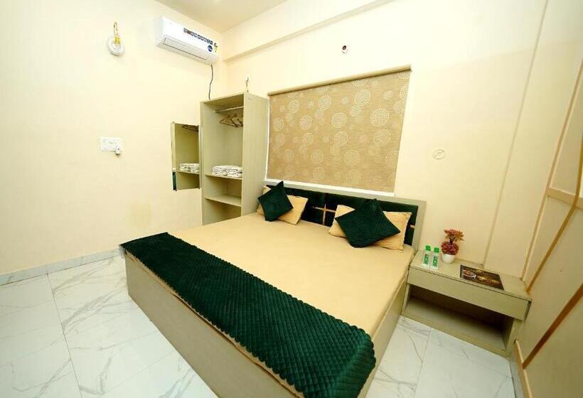 Retkeilymaja Golden Lotus Kashi