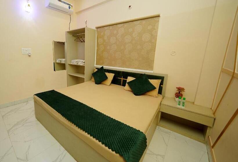 Retkeilymaja Golden Lotus Kashi