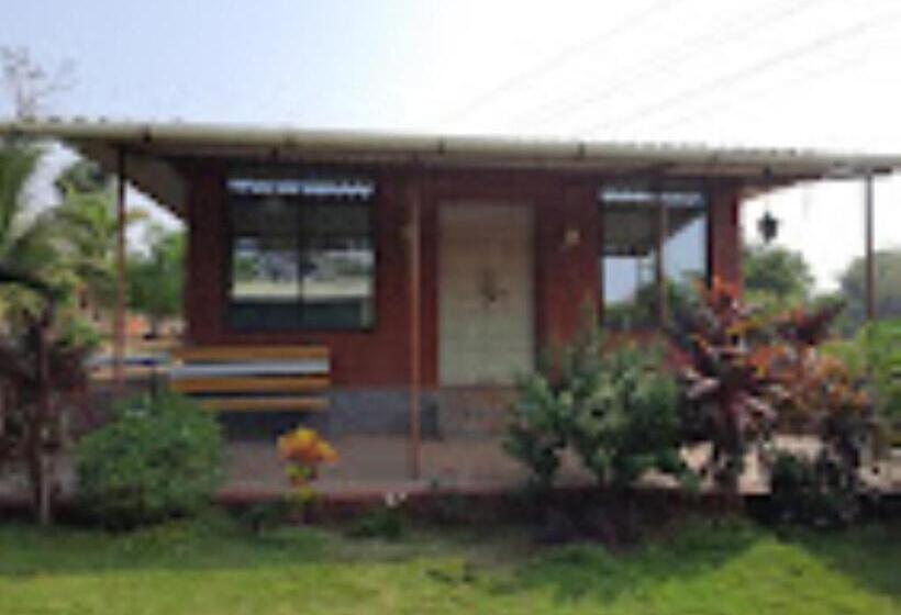 בית מלון כפרי Green Blossom Resort Roha