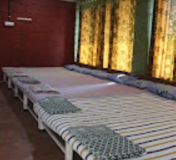 בית מלון כפרי Green Blossom Resort Roha