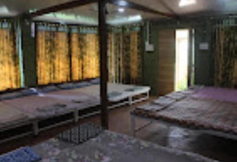 בית מלון כפרי Green Blossom Resort Roha