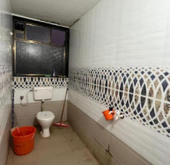 Hotel Kiryl Resort Shiroda