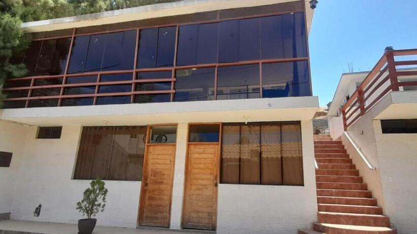 Otel La Colina, Casa Hospedaje