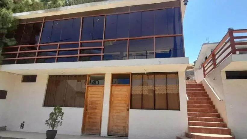 Hotelli La Colina, Casa Hospedaje