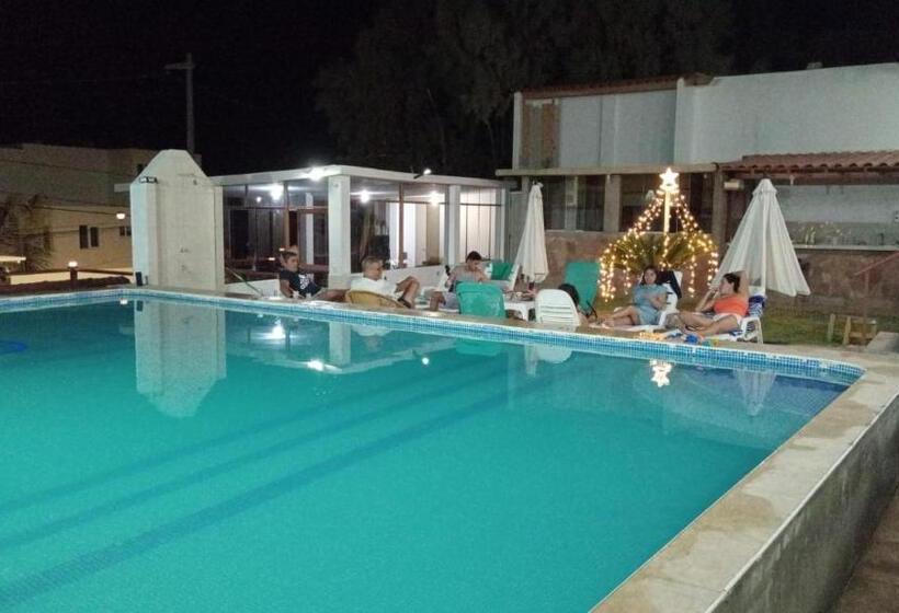 Otel La Colina, Casa Hospedaje