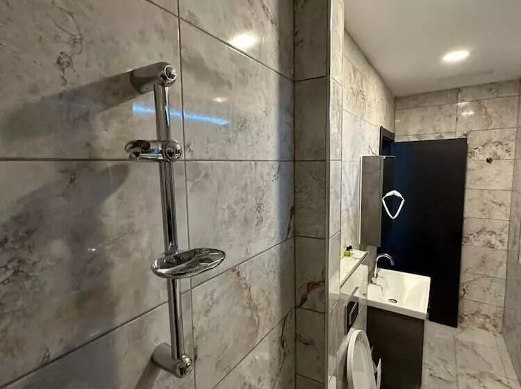 ホテル Lucca Suites