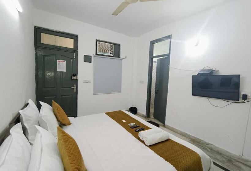 酒店 Hauz Khas Fort View