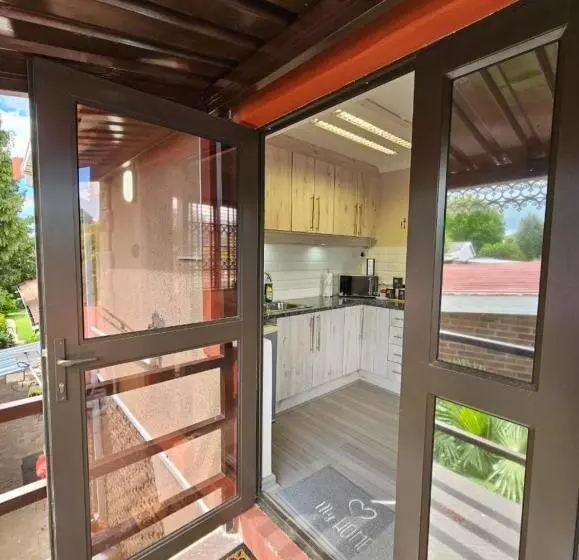 Majatalo Le N Biki Air B&b