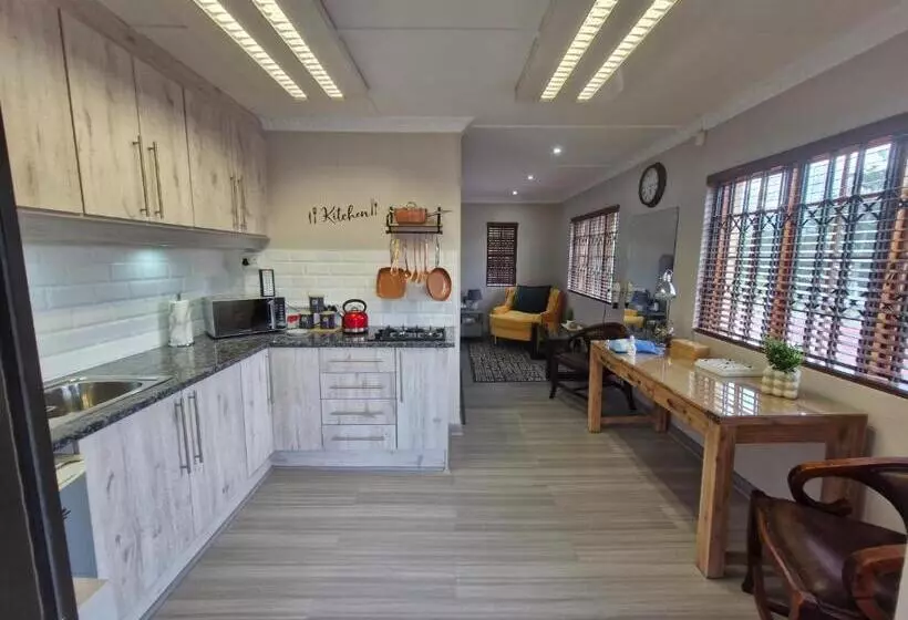 Majatalo Le N Biki Air B&b