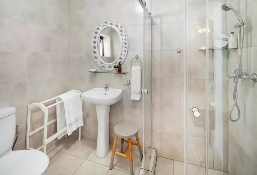 Majatalo Summer Place Guest House