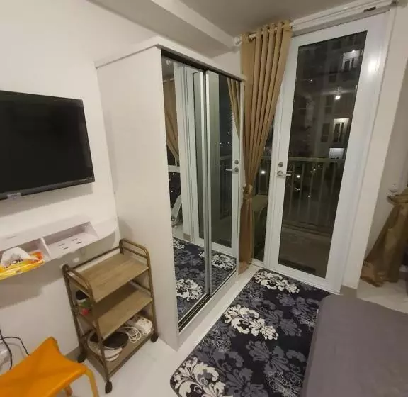 Tokyo Riverside Apartemen