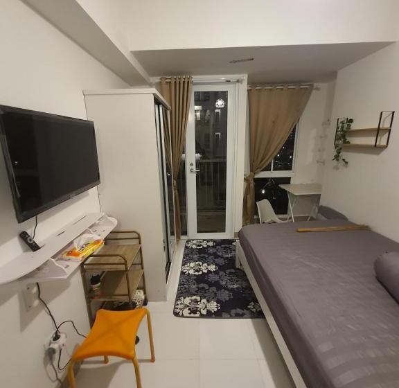 Tokyo Riverside Apartemen