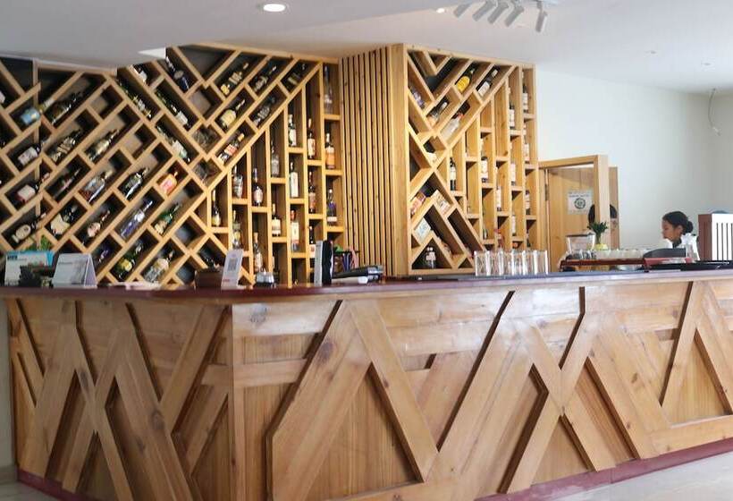 تختخواب و صبحانه Galaxy Garden Resort