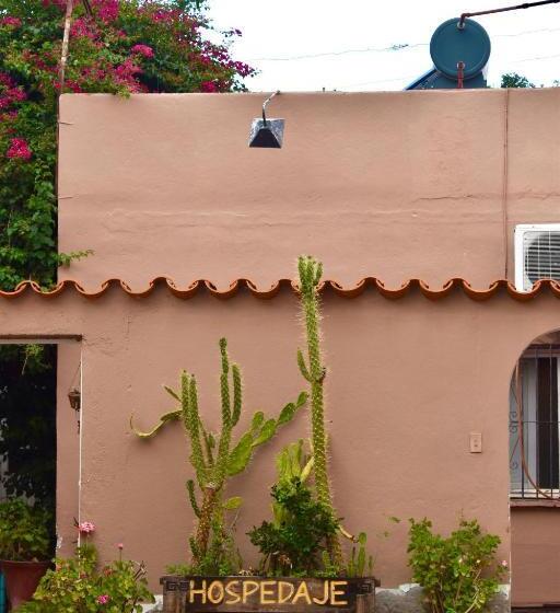 ベッドアンドブレックファースト Hospedajeloscardones