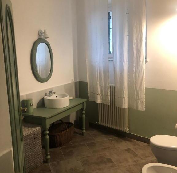 تختخواب و صبحانه I Tre Merli