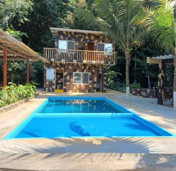 Eco Hotel La Cascada