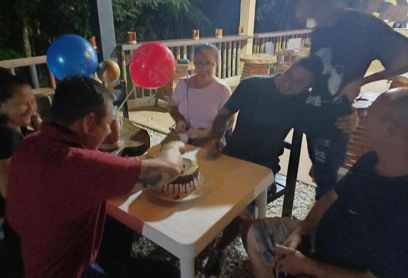 Eco Hotel La Cascada