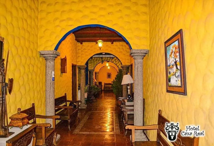 هتل Caxa Real