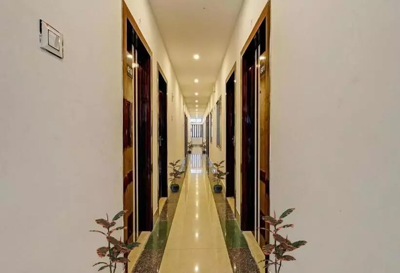 Hotelli O Lakhi Guest House