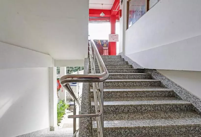 Hotelli O Lakhi Guest House