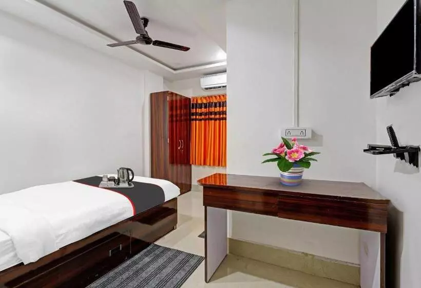 Hotelli O Lakhi Guest House