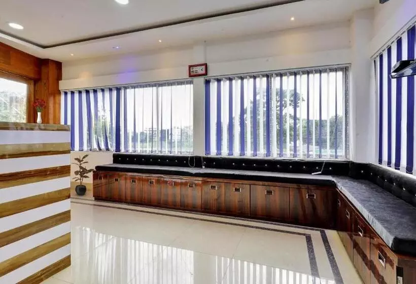 Hotelli O Lakhi Guest House