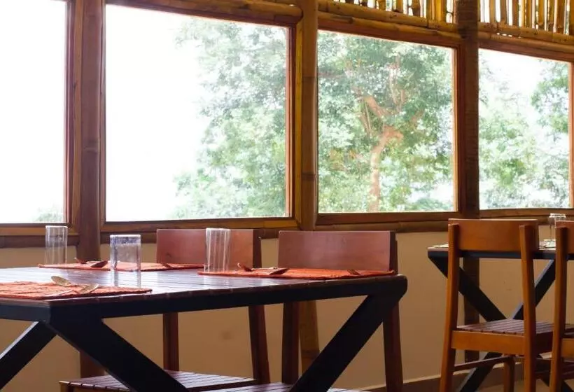 Hotelli Gairah Resort