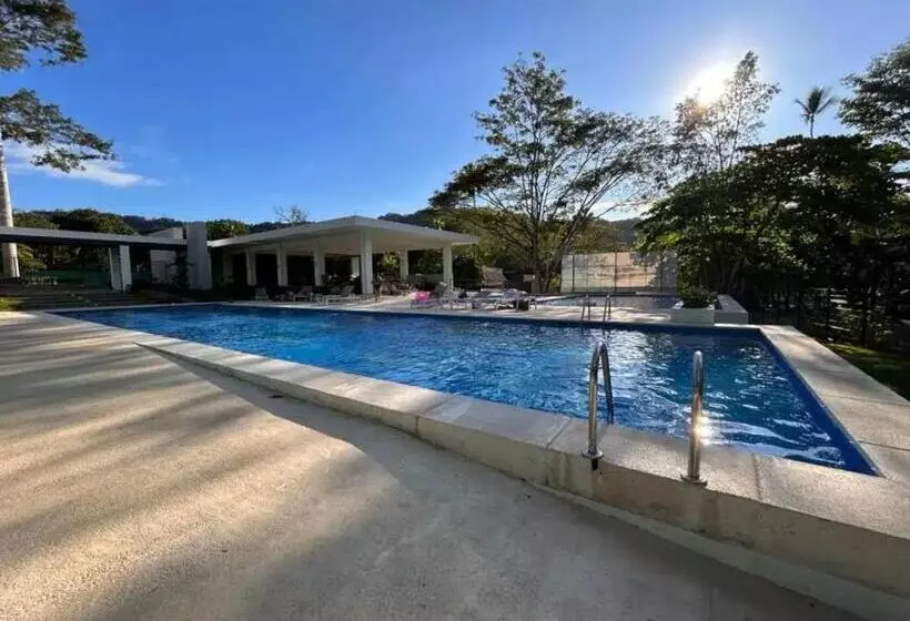 Hotelli Leona Renting By Punta Leona