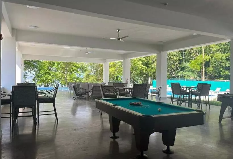 Hotelli Leona Renting By Punta Leona