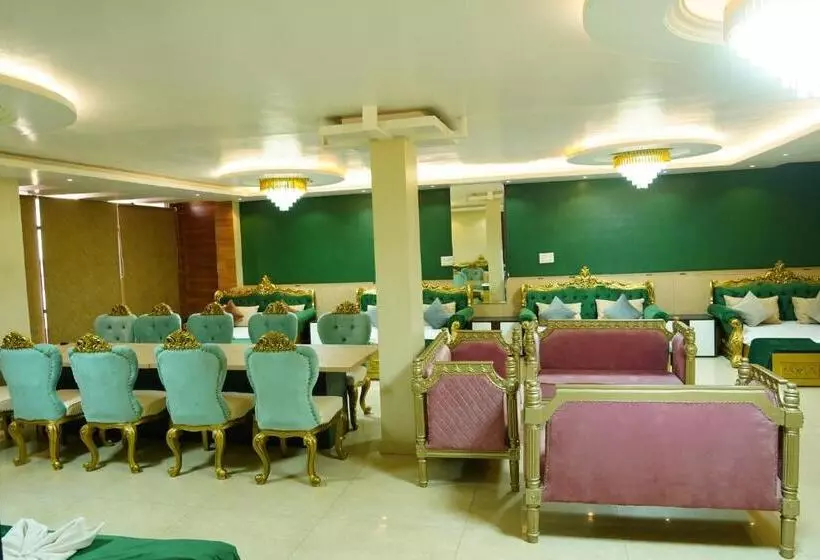 Hôtel Maharaja Dormitory