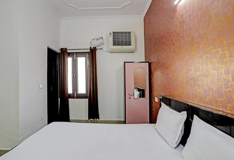 בית מלון כפרי Taj Guest House