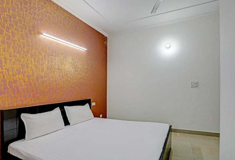 בית מלון כפרי Taj Guest House