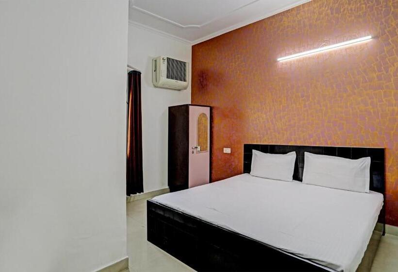 בית מלון כפרי Taj Guest House