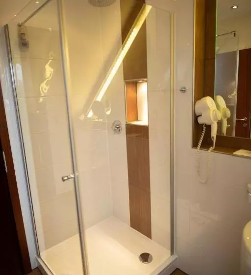 Hotelli Vier Jahreszeiten