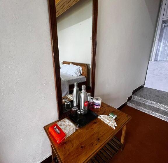 ホテル Yankee Village Retreat, Rishop