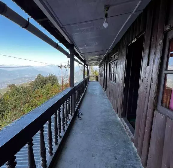 ホテル Yankee Village Retreat, Rishop