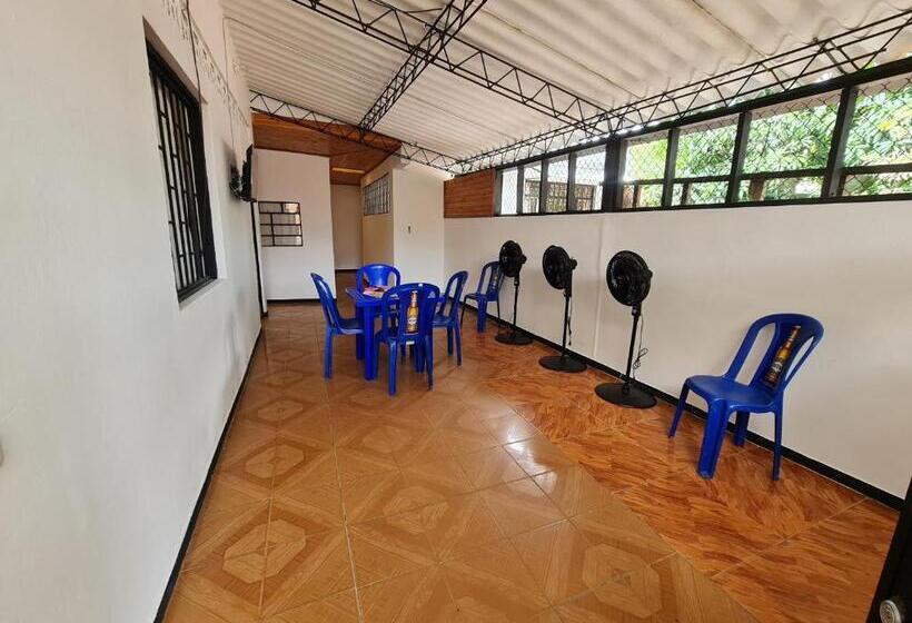 Panzió El Cacique Villeta