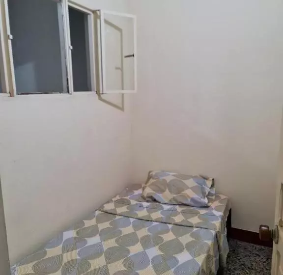 ペンション El Cacique Villeta