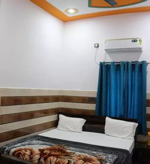 ペンション K.d. Dham Near Prem Mandir