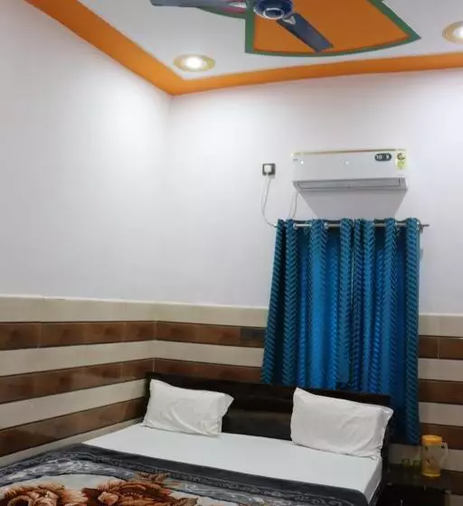 ペンション K.d. Dham Near Prem Mandir