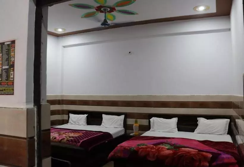 ペンション K.d. Dham Near Prem Mandir