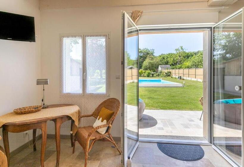 פנסיון L As De Seur