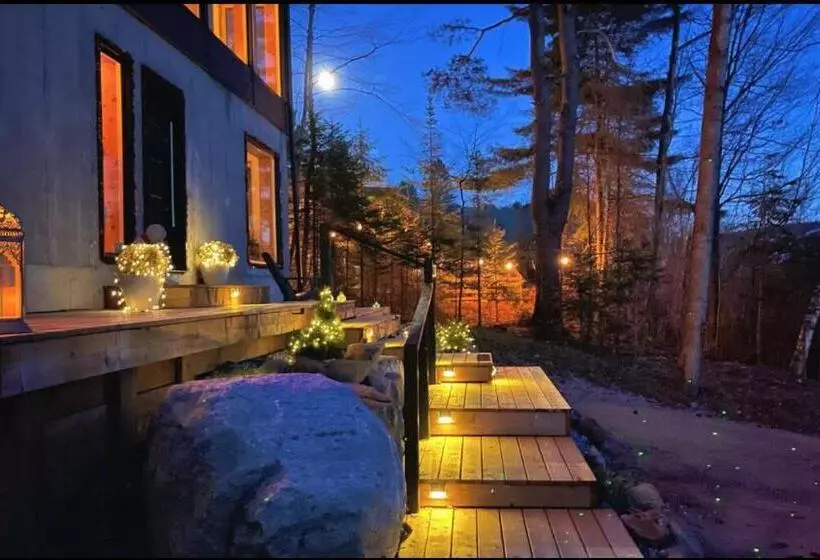Majatalo Nature Eco Suite In Wakefield Quebec
